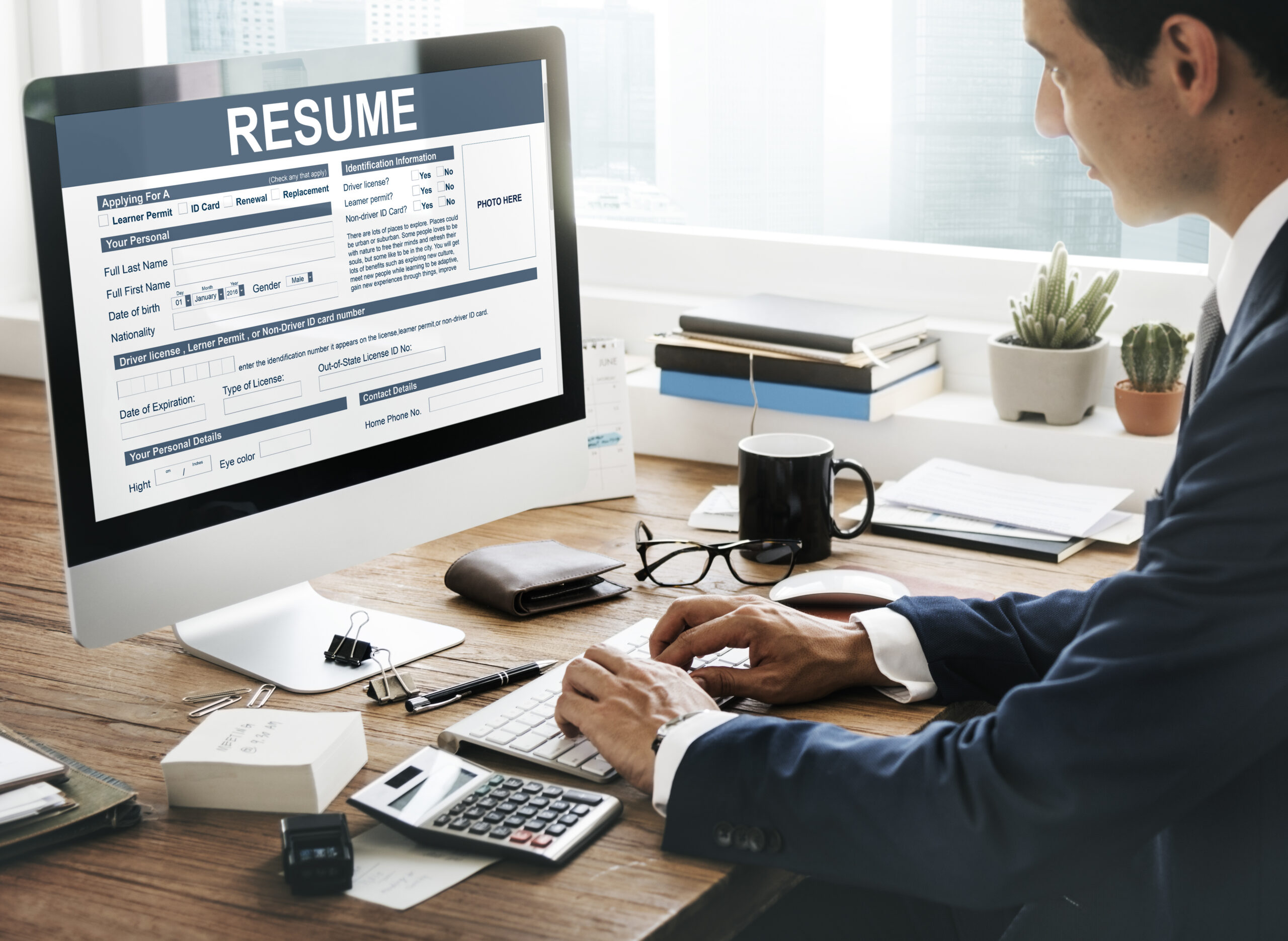 You are currently viewing Simplifying Resume Management: Smart Solutions for Job Seekers in the Modern Job Market